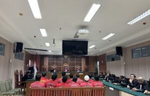 JPU Tunda Baca Surat Tuntutan 10 Eks Polisi Satnarkoba Polresta Barelang, Ini Alasannya
