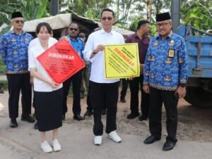 Pemko Batam Gencarkan Tertibkan Reklame Ilegal