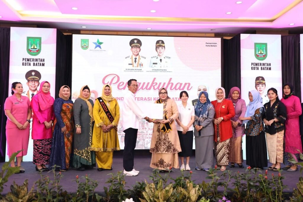 Bunda Paud dan Bunda Literasi Dikukuhkan, Amsakar Tekankan Pentingnya Minat Baca dan Pendidikan