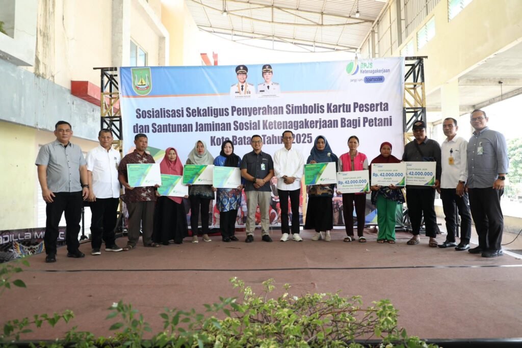 Kerja Tanpa Rasa Cemas, Para Petani Mendapatkan Kartu BPJS Ketenagakerjaan