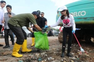 Responsif Terhadap Aduan Warga, Amsakar-Li Claudia Kompak Gercep Tangani Masalah Sampah
