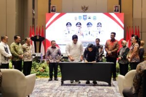 Perkuat Sinergi Daerah, Gubernur Ansar Teken MoU dengan Tiga Gubernur