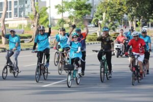 Li Claudia Gowes Bersama Masyarakat Batam di HUT BFB & World Bicycle Day –  Ajak Hidup Sehat dan Cinta Lingkungan