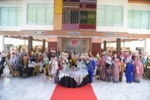 Bunda PAUD Kepri Dewi Ansar Lantik Bunda PAUD Kabupaten/Kota se-Kepri Periode 2025 – 2030