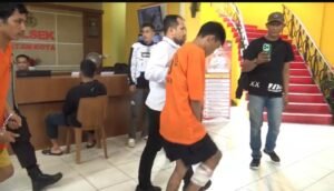 Penjambret di Batam Kota Dibekuk Polisi, Tarik Tas Bikin Wanita Jatuh ke Jalan Aspal