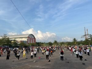 Rutan Batam Berbagi: Gelar Ragam Kegiatan Dihibur Band Warga Binaan di Lapangan SP Plaza