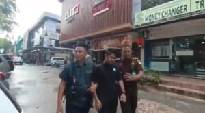 Direktur PT Telaga Biru Semesta Ditangkap Kejari Batam karena Kasus Dumping Limbah