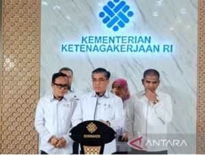 Menaker Yassierli Sebut BSU Tahap I Cair Hari Ini Selasa 24 Juni