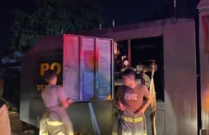 6 Jam Api Luluhlantakkan PT Desa Air Cargo Kabil, Disertai Letupan Keras