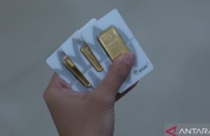 Harga Jual Emas Antam Kembali Turun