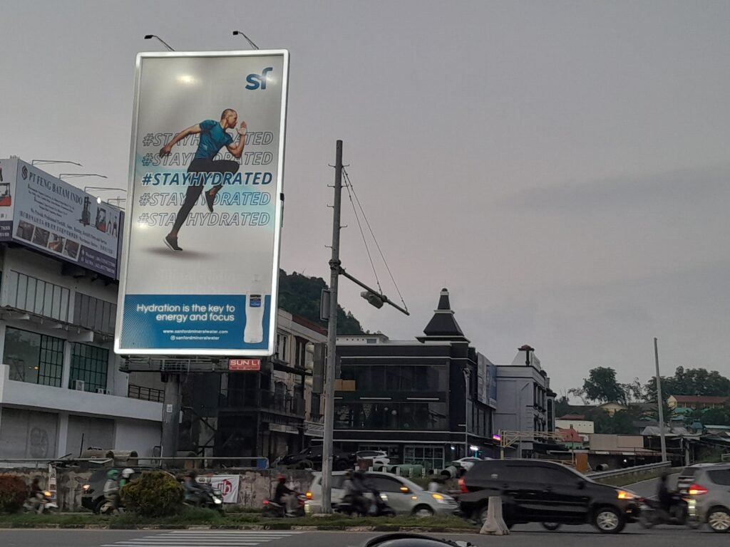 Perwako Tentang Reklame di Batam Dievaluasi Pemprov Kepri, Penertiban Belum Rampung
