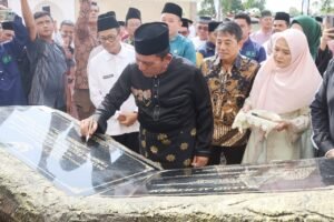 Gubernur Ansar Resmikan Masjid Al-Iltizam, Perkuat Fungsi Masjid sebagai Pusat Peradaban Umat