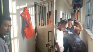 Terlibat Jaringan Narkoba dengan Narapidana, Pejabat Lapas Batam Diamankan