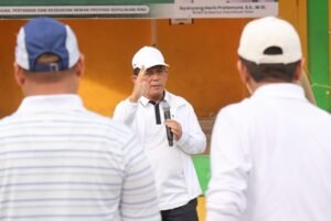 Gubernur Ansar Pimpin Gerakan Sejuta Langkah dan Hujan Pohon di Pulau Penyengat