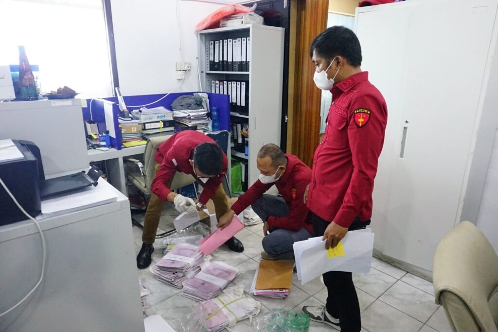 Kantor Syahbandar UPP Tanjunguban Digeledah, 22 Orang Saksi Diperiksa