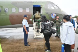 Danlanud RHF Mengantar Keberangkatan Pangkogabwilhan I Dalam Rangka Kunker di Natuna