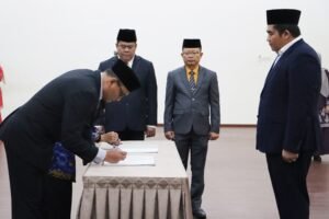 Lantik Dirut RSUD Bintan dan 18 Pejabat Fungsional, Bupati Roby: Curahkan Pengabdian Sepenuh Hati