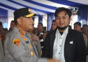 Kapolda Kepri Beri Hadiah Umroh pada Bripka Zulhamsyah Pelopor Razia Perut Lapar