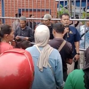 Beras di Karimun Langka Bikin Resah, Emak-emak Geruduk Kanwil BC Kepri