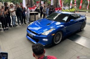 KPK Tangkap 14 Orang dan Sita 21 Kendaraan Terkait OTT Wamenaker Immanuel Ebenezer