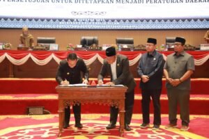 Pemprov dan DPRD Kepri Setujui Perda Insentif dan Kemudahan Investasi – Gubernur Ansar: Investasi sebagai Motor Utama