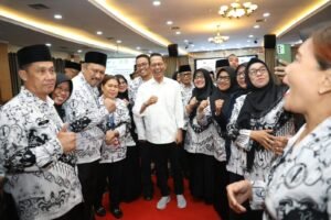 Konferensi Kota VIII PGRI Batam, Amsakar: Daya Saing Batam Bergantung pada Guru