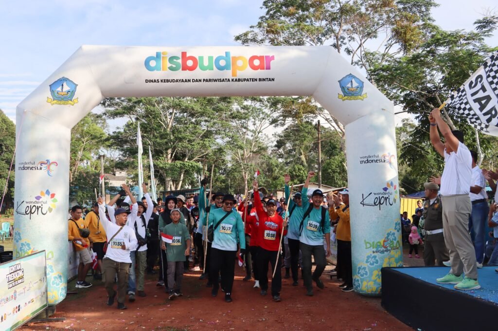 Bintan Trekking and Fun Trail Run 5K, Promosi Wisata Alam dan Budaya Lewat Pesona Gunung Bintan