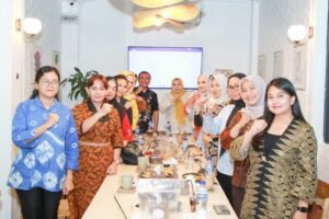 Erlita Amsakar Gandeng Istri Forkopimda, Ajak Sukseskan Batam Batik Fashion Week 2025