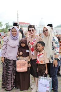 Seragam Gratis untuk Siswa Baru SD dan SMP Selesai Didistribusikan
