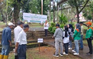 Bintan Berseri, DLH Bintan Gelar Penyuluhan Lingkungan Pembuatan Kompos dan Biopori