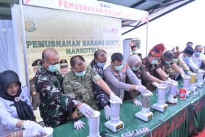 Komandan Lanud RHF Hadiri Acara Pemusnahan Barang Bukti Narkotika di Kejari Tanjungpinang
