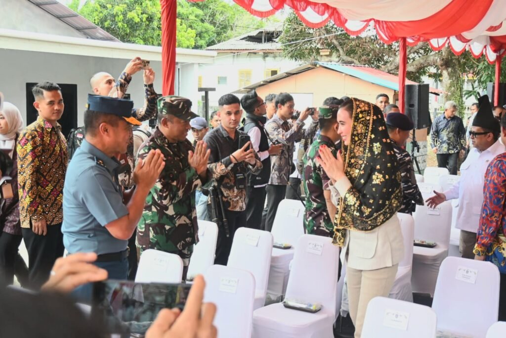 Komandan Lanud RHF Hadiri Visitasi Menteri Pariwisata dan Kepala BPJPH di Desa Wisata Pulau Penyengat
