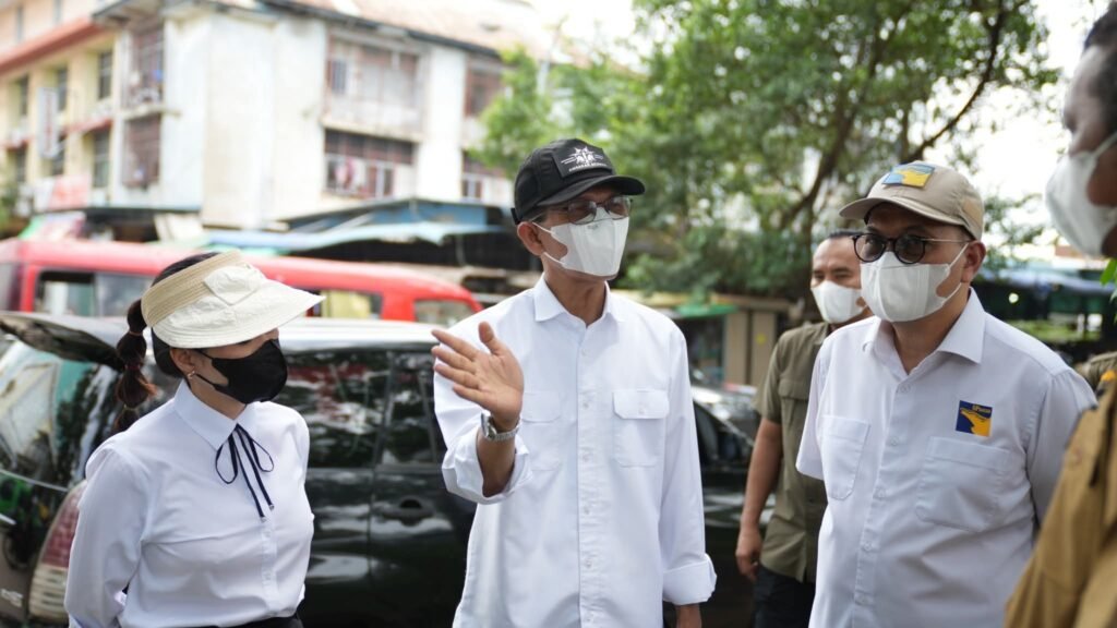 Amsakar akan Benahi Drainase dan Jalan Lumba-lumba hingga Duyung