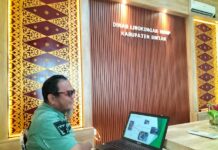 Tak Perlu Antri Beli BBM, Umar Ngantor Naik Motor Listrik Rakitan Pakai Baterai Laptop