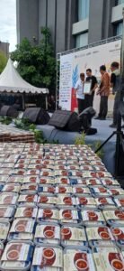Pecahkan Rekor MURI, Masak 1.118 Porsi Ikan Asam Pedas Cabai Kering