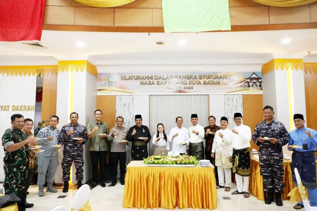 DPRD Kota Batam Gelar Syukuran 25 Tahun Pengabdian