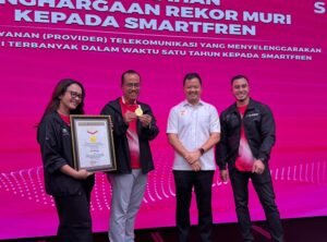 Pertama di IndonesiaSMARTFREN Catat Rekor Nasional Sebagai Penyedia Layanan TelekomunikasiPenyelenggara Ajang Lari Terbanyak Dalam Satu Tahun