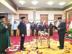 Akhirnya Luki Zaiman Prawira Dilantik sebagai Pj Sekda Kepri