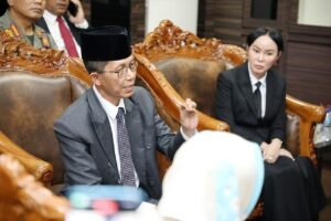 Dialog Amsakar-Li Claudia dengan AMAR-GB: Jaga Komunikasi, Hindari Provokasi dan Utamakan Solusi