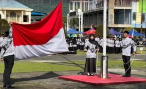 Upacara HUT PGRI ke-80 dan HUT HGN 2025 di Pantai Piwang Berjalan Khidmat