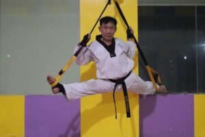 Taekwondo Kharisma Bangsa Bina Prestasi Sejak Usia Dini