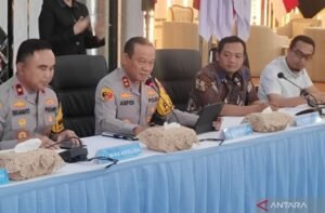 Kasus Tudingan Ijazah Palsu Jokowi, Roy Suryo Cs jadi Tersangka: Yang Saya Teliti Dokumen Publik