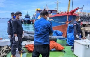 Sosok Mayat Pria Ditemukan di Perairan Batuampar, Diperkirakan Usia 35 Tahun