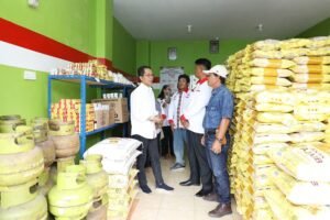 Tinjau Koperasi Merah Putih, Amsakar Dorong Stabilitas Harga Bahan Pokok