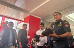 4 Pembawa Koper Isi Pakaian Bekas Dibekuk Petugas di Pelabuhan Batam Centre, Terancam 8 Tahun Penjara