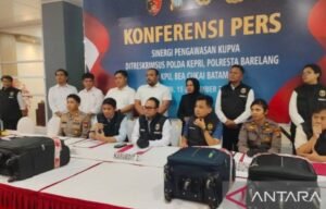 Pihak Money Changer PT VIT Ditangkap Bawa Rp7,79 Miliar ke Singapura Via Batam, Didenda dan Izin Usaha Bisa Dicabut