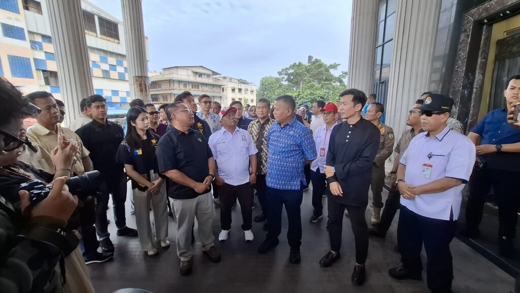 Wamen UMKM Tinjau Kawasan Jodoh Batam, Tegaskan Revitalisasi Bukan Penggusuran