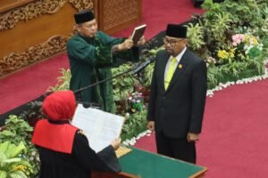 M Yunus Muda Resmi Dilantik sebagai Wakil Ketua III DPRD Batam