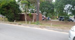 Dua Hari, Kontainer 40 Feet ‘Terbang’ dari Truk di Jalan Raya Tiban, Safety Dipertanyakan