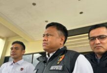 Penyelundup Pasir Timah Ditangkap dan Dideportasi Malaysia, Pelaku Dibawa ke Polda Kepri